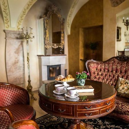 Apartamento Antique Old Town Studio By Urban Rent Vilna Exterior foto
